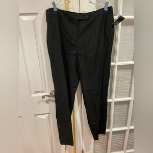 Anne Klein black with white stripe pants